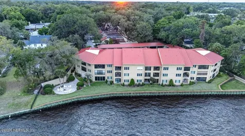 2099 E Winterbourne Orange Park FL 32073