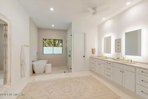 8049 Whisper Lake Lane W Palm Valley FL 32082