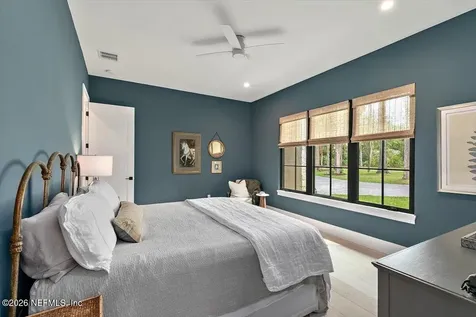 8049 Whisper Lake Lane W Palm Valley FL 32082