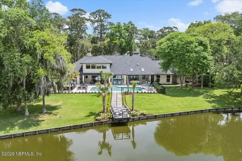 8049 Whisper Lake Lane W Palm Valley FL 32082
