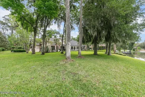 8049 Whisper Lake Lane W Palm Valley FL 32082