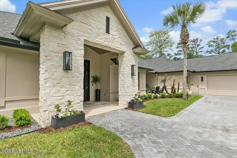 8049 Whisper Lake Lane W Palm Valley FL 32082