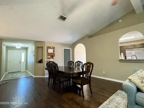 7887 Macdougall Drive Jacksonville FL 32244