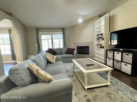 7887 Macdougall Drive Jacksonville FL 32244