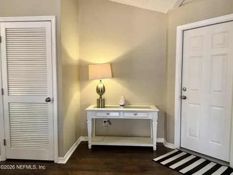 7887 Macdougall Drive Jacksonville FL 32244