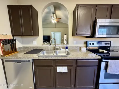 7887 Macdougall Drive Jacksonville FL 32244