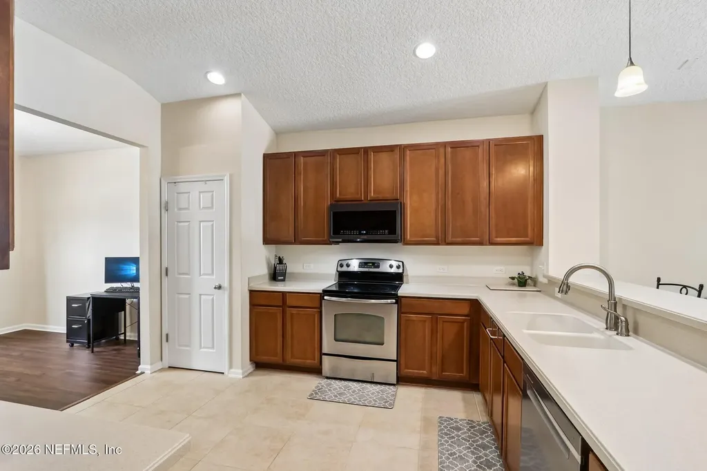 3331 Spring Valley Court Green Cove Springs FL 32043