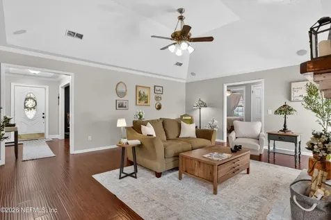 13832 Carters Grove Lane Jacksonville FL 32223