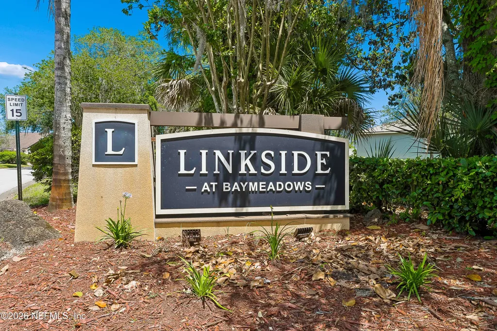 9241 Winged Foot Lane Jacksonville FL 32256