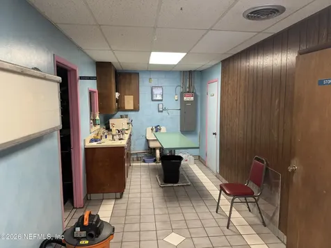 6909 Norwood Avenue Jacksonville FL 32208