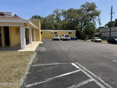 6909 Norwood Avenue Jacksonville FL 32208