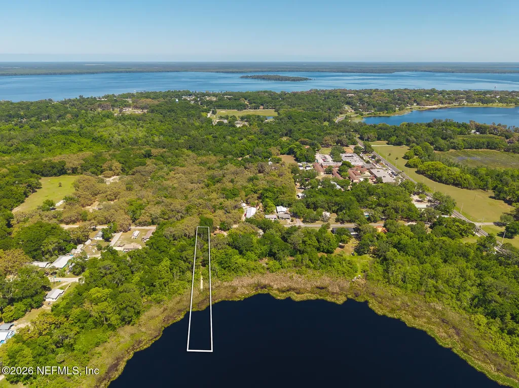 817 Randolph Street Crescent City FL 32112