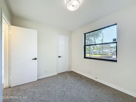 6131 Bartholf Avenue Jacksonville FL 32210