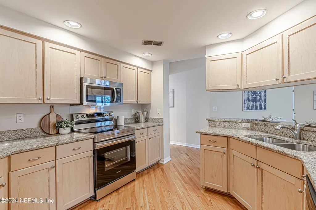 2099 Winterbourne Drive W Orange Park FL 32073