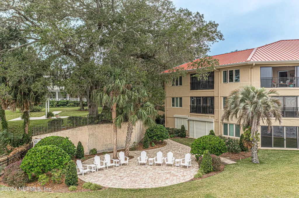 2099 Winterbourne Drive W Orange Park FL 32073