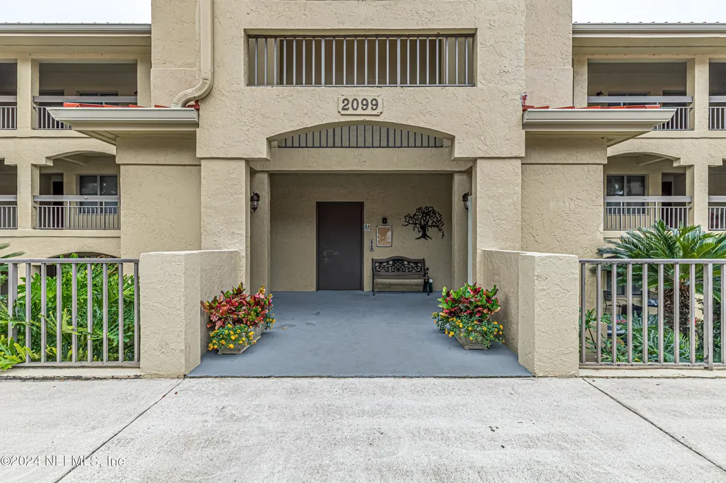 2099 Winterbourne Drive W Orange Park FL 32073