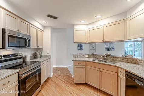 2099 Winterbourne Drive W Orange Park FL 32073