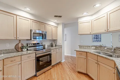 2099 Winterbourne Drive W Orange Park FL 32073