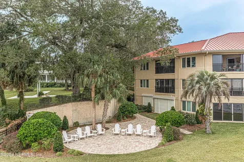 2099 Winterbourne Drive W Orange Park FL 32073