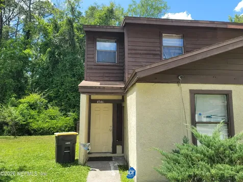 4546 Melissa Court W Jacksonville FL 32210