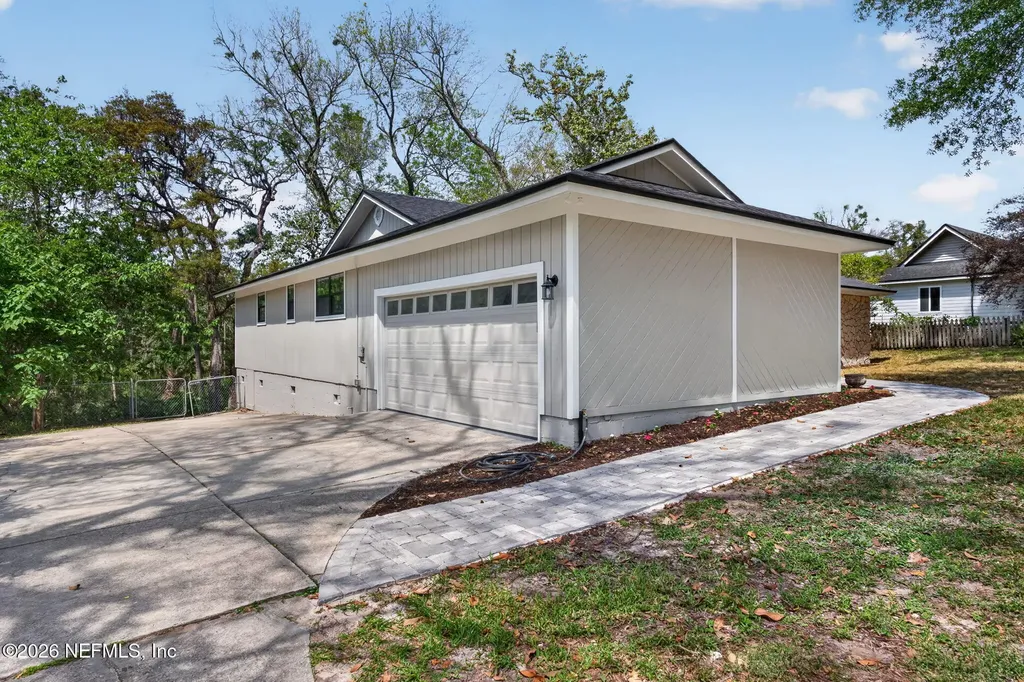 2118 Ivylgail Drive S Jacksonville FL 32225