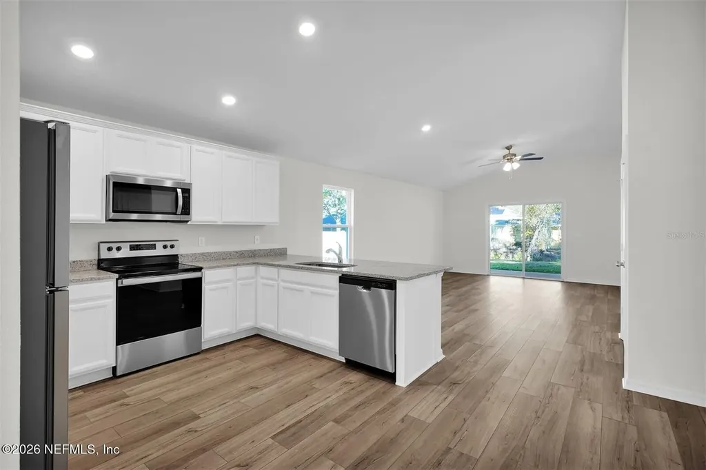 33 Pineapple Drive Palm Coast FL 32164
