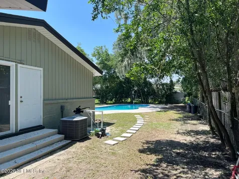 1428 Lamanto Avenue E Jacksonville FL 32211