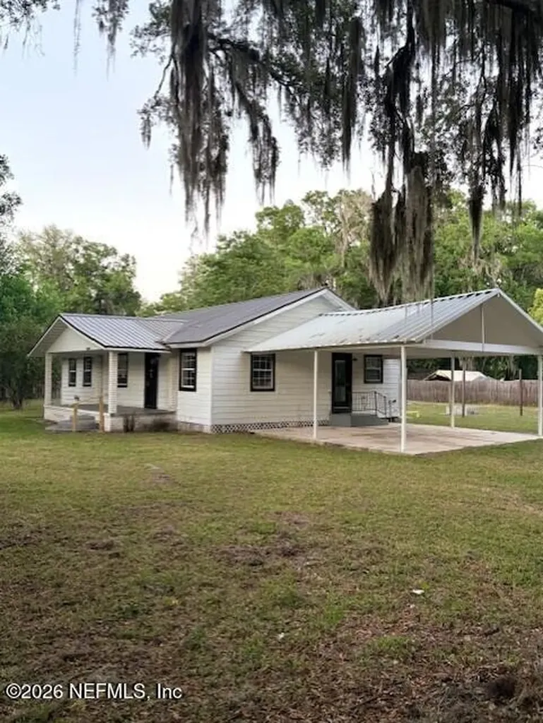 130 Price Street Palatka FL 32177