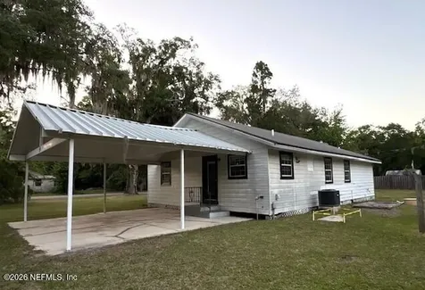 130 Price Street Palatka FL 32177