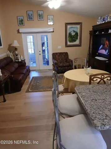 6389 Pinewood Hills Drive Jacksonville FL 32218