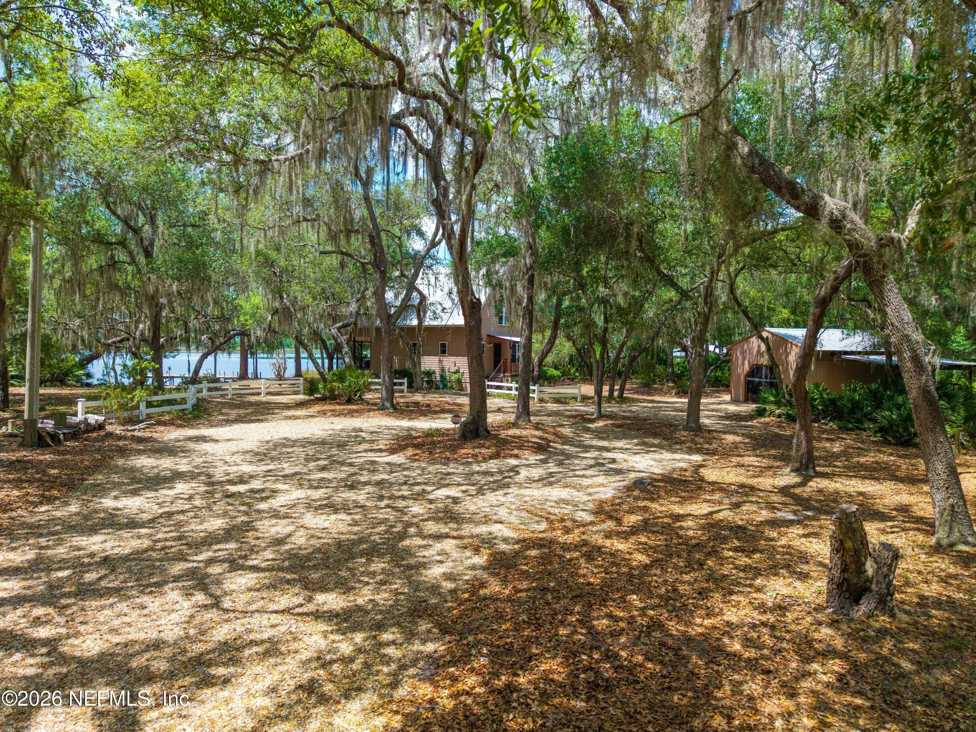 150 Indian Lakes Road Hawthorne FL 32640