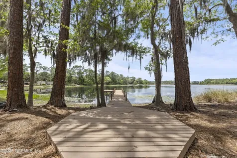 150 Indian Lakes Road Hawthorne FL 32640