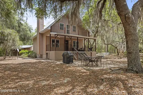 150 Indian Lakes Road Hawthorne FL 32640