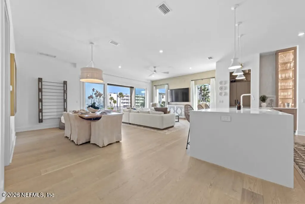 105 N 11th Avenue Jacksonville Beach FL 32250