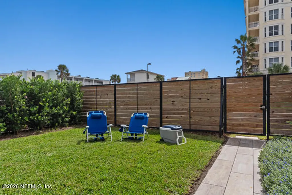 105 N 11th Avenue Jacksonville Beach FL 32250