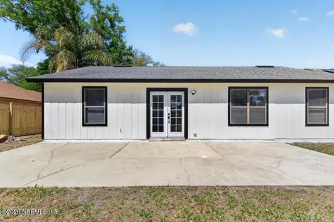 1380 High Plains Drive W Jacksonville FL 32218