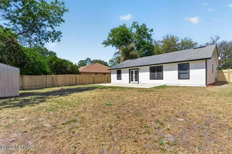 1380 High Plains Drive W Jacksonville FL 32218
