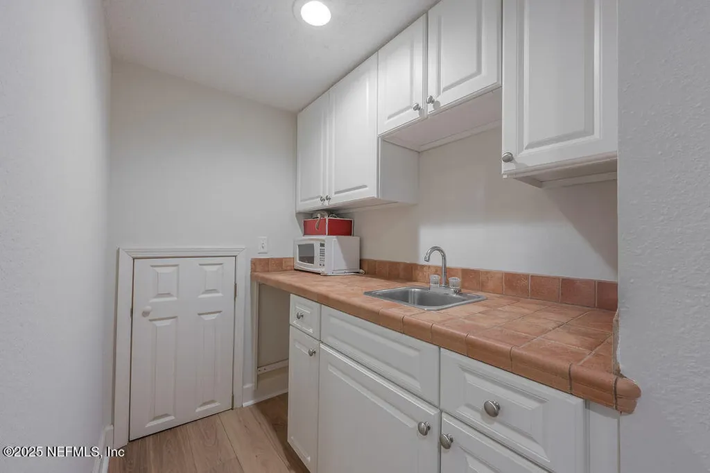 114 18th Avenue N Jacksonville Beach FL 32250