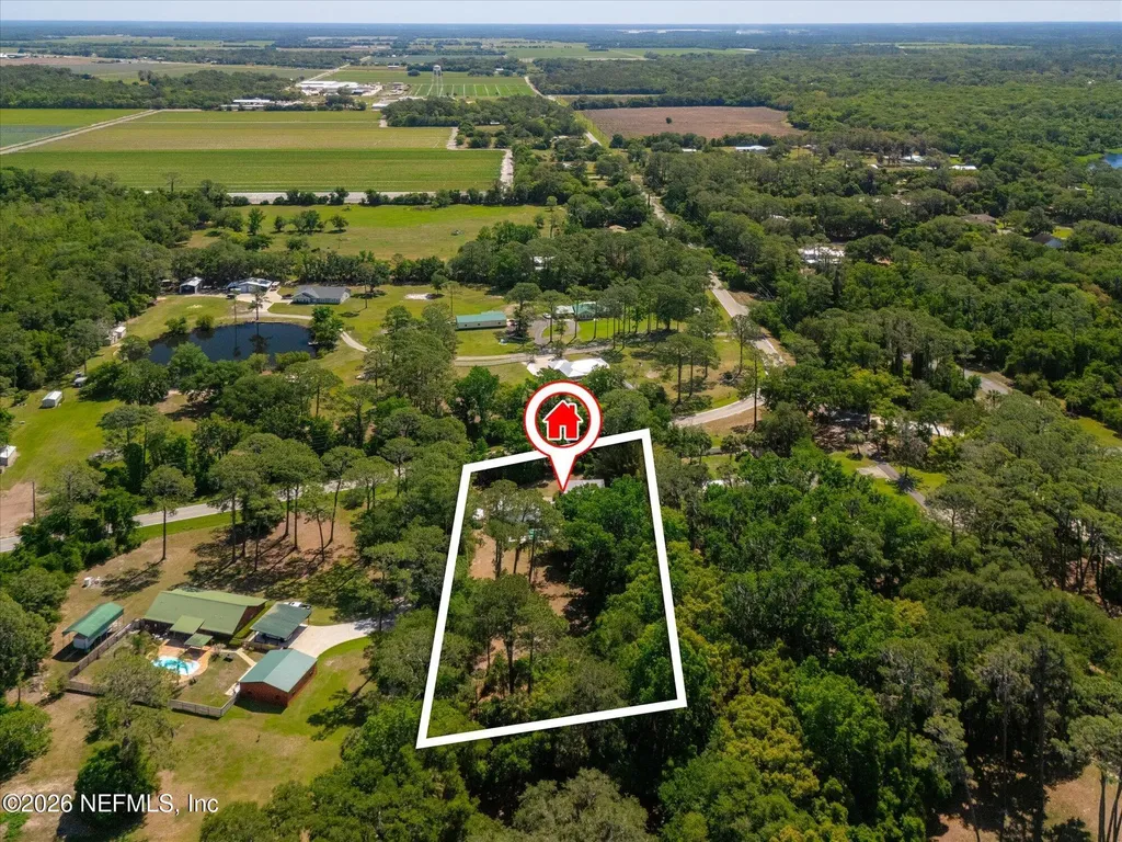 185 E River Road East Palatka FL 32131