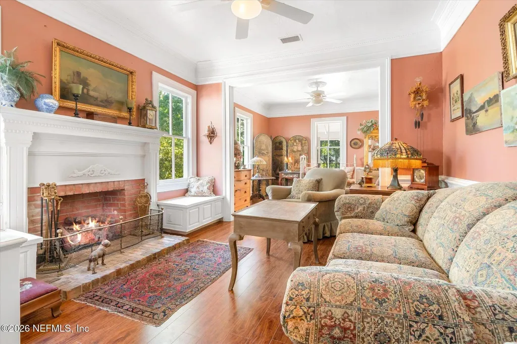 185 E River Road East Palatka FL 32131
