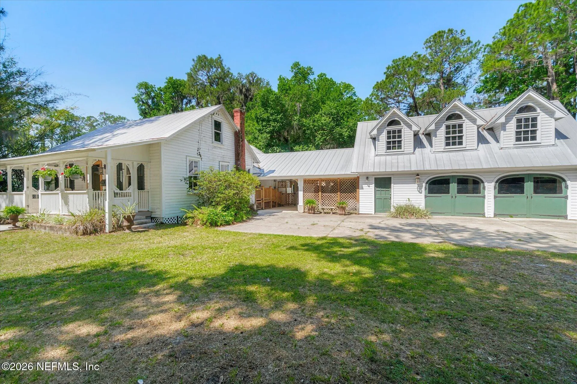 185 E River Road East Palatka FL 32131