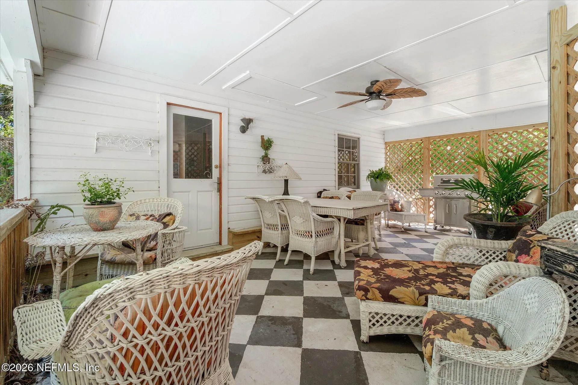 185 E River Road East Palatka FL 32131