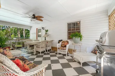 185 E River Road East Palatka FL 32131