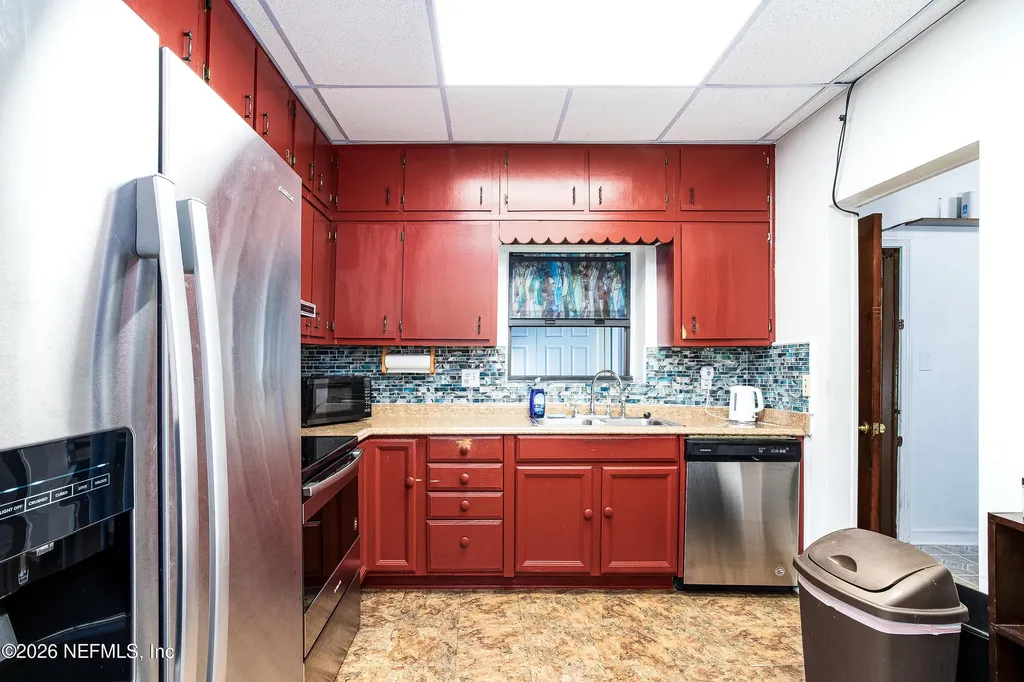 5242 Helm Avenue Jacksonville FL 32244