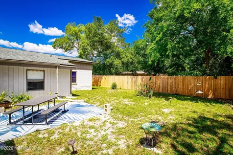 5242 Helm Avenue Jacksonville FL 32244