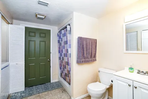 5242 Helm Avenue Jacksonville FL 32244