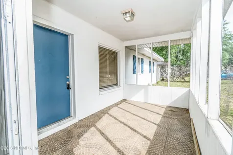 9916 S Glen Avenue Glen St. Mary FL 32040