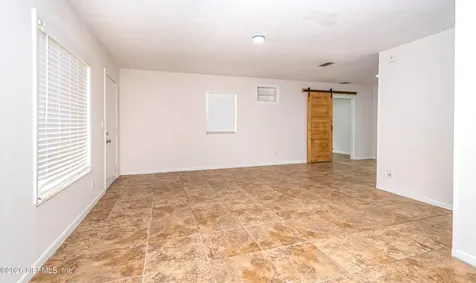 9916 S Glen Avenue Glen St. Mary FL 32040