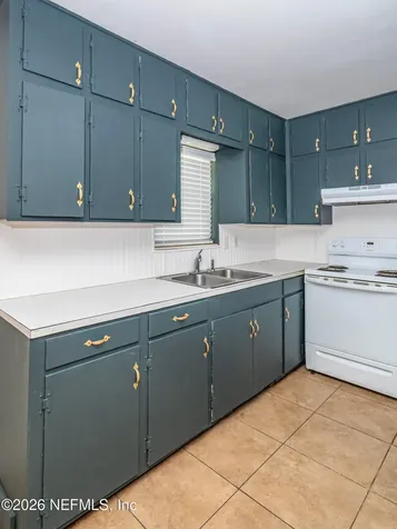 9916 S Glen Avenue Glen St. Mary FL 32040