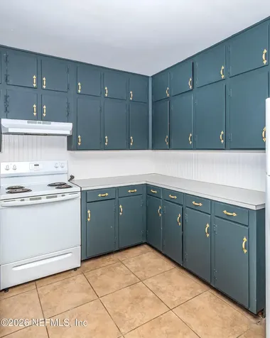 9916 S Glen Avenue Glen St. Mary FL 32040